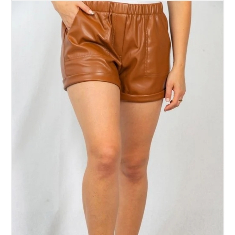 sz. L 🆕️Cognac- High-waisted, knit shorts - Picture 4 of 6